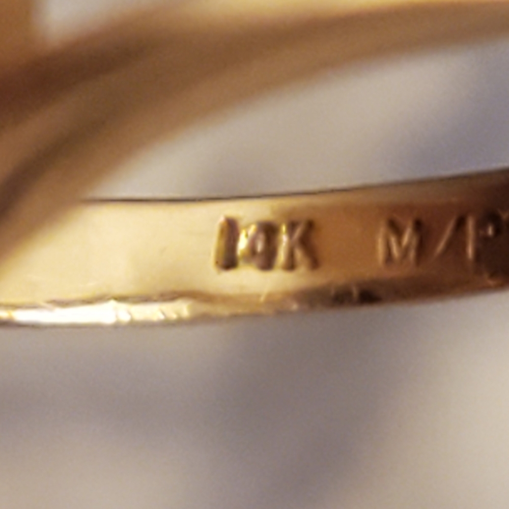Blue topaz 14k yg ring - Picture 7 of 8